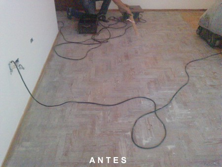 ANTES: Parquet de Pinotea
